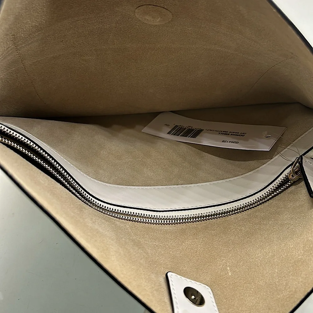 Stuart Weitzman NWT Off White Calf Leather Small Dorian Crossbody Bag Purse 🌸🌸 - Picture 10 of 12